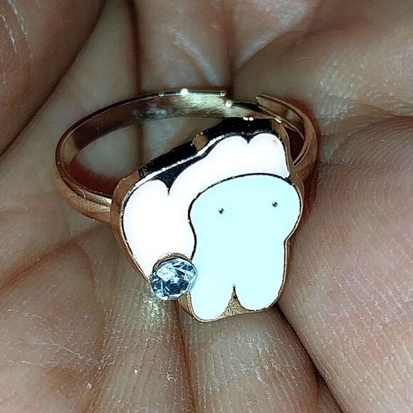 Super cute girls  jeweled tooth fairy adjustable ring - Picture 4 of 7